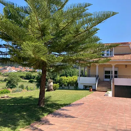 Holiday home Finca A Cubelina. Casa Con Piscina En La Ria De Arousa *