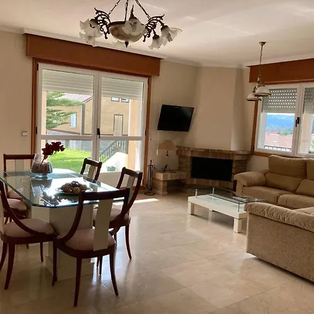 Finca A Cubelina. Casa Con Piscina En La Ria De Arousa Holiday home Vilagarcia de Arousa